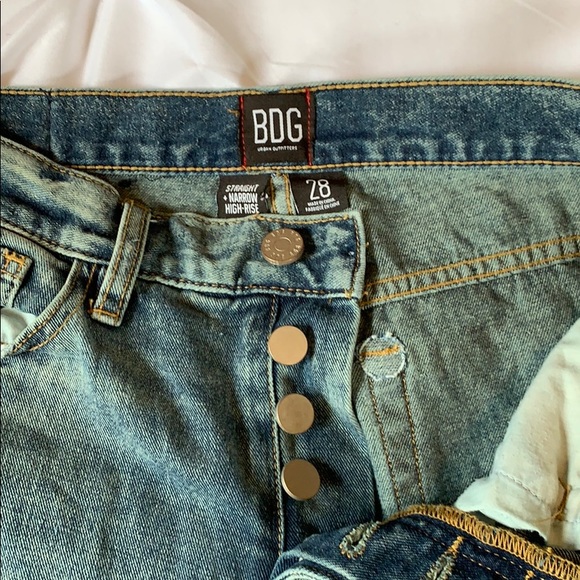 BDG - Straight + Narrow High Rise - Picture 3 of 5